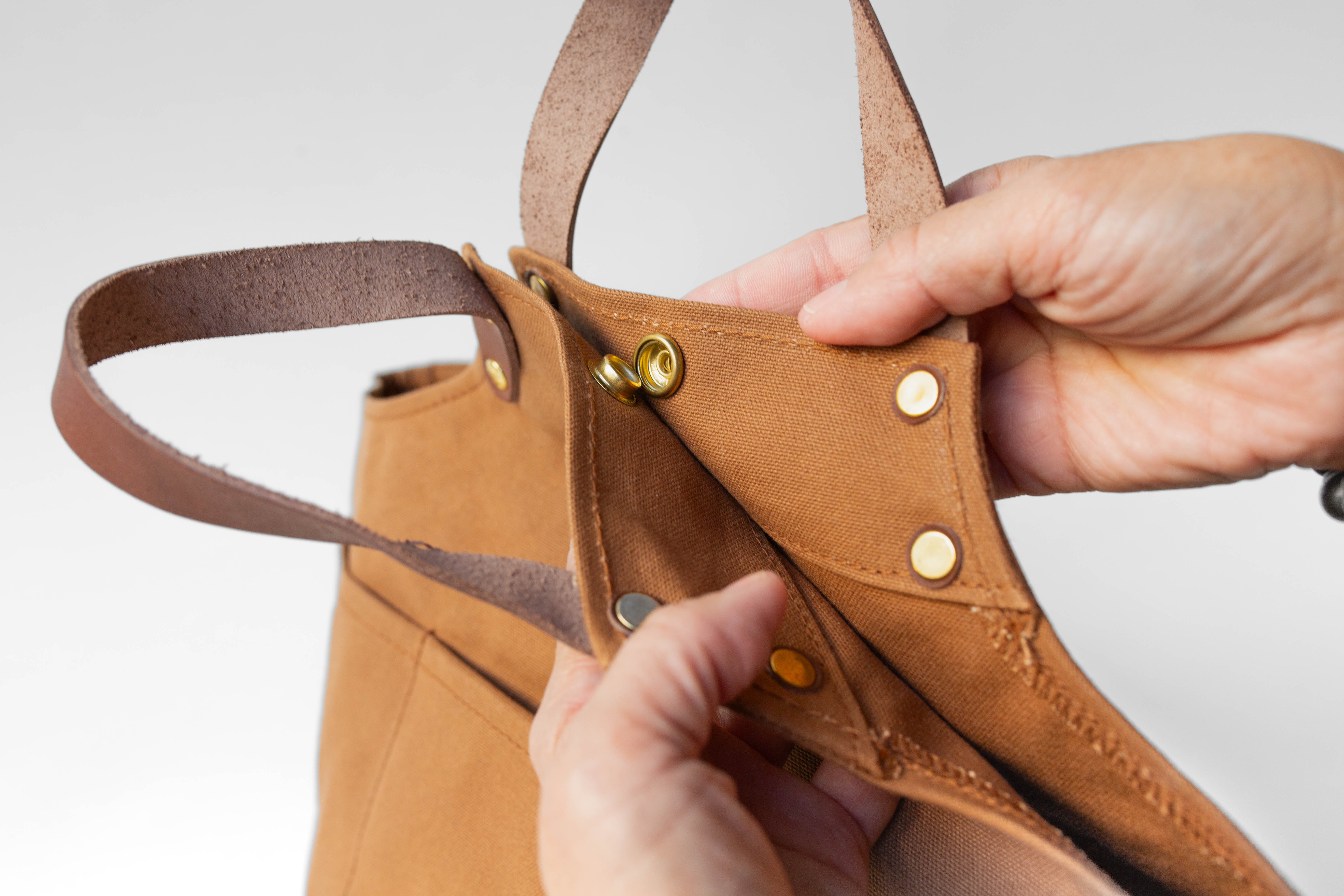 TSL Paraffin Canvas Apron Bag