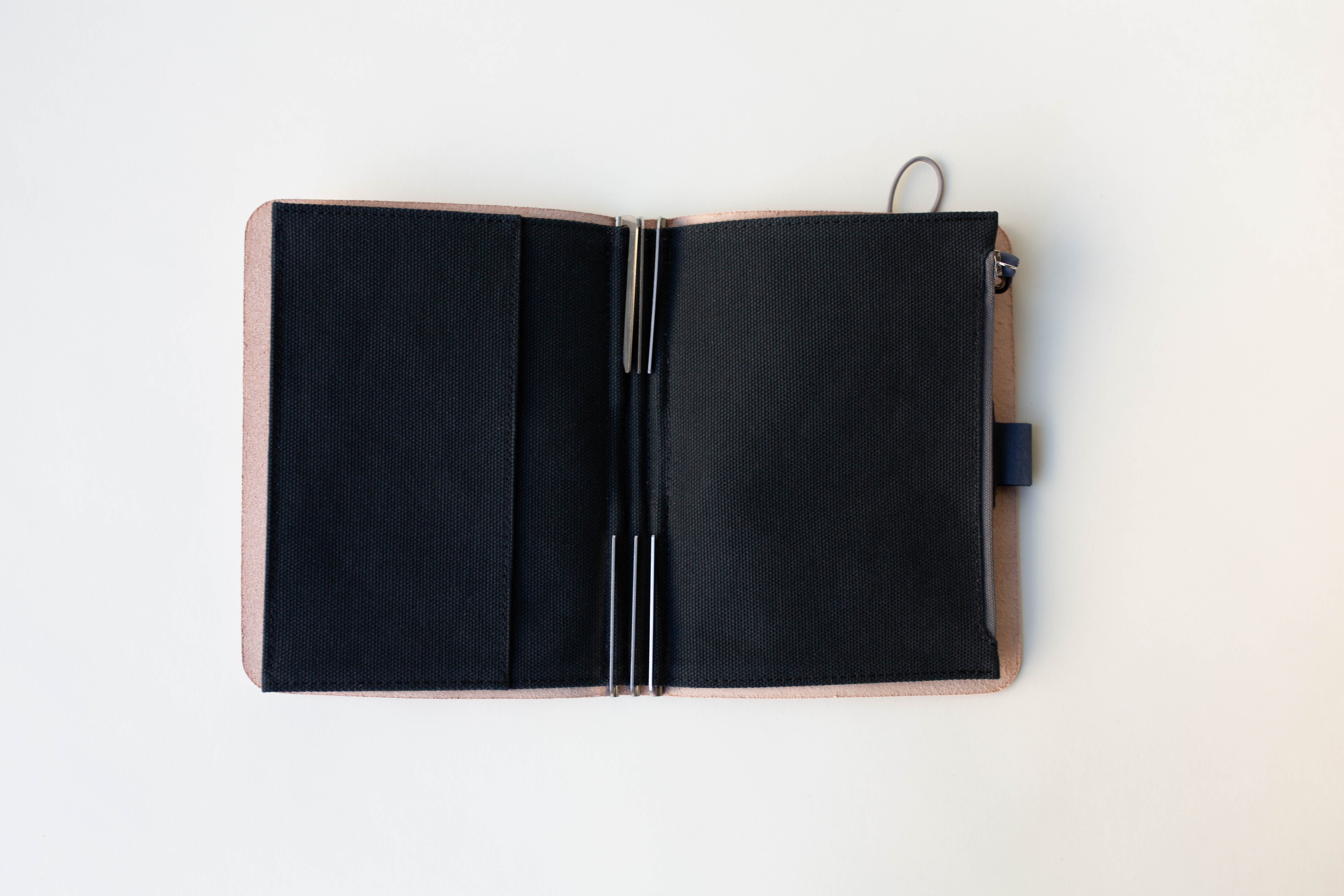 Taschenbegleiter SOL 23 - B6 (Nude/Black/Dark Gray)