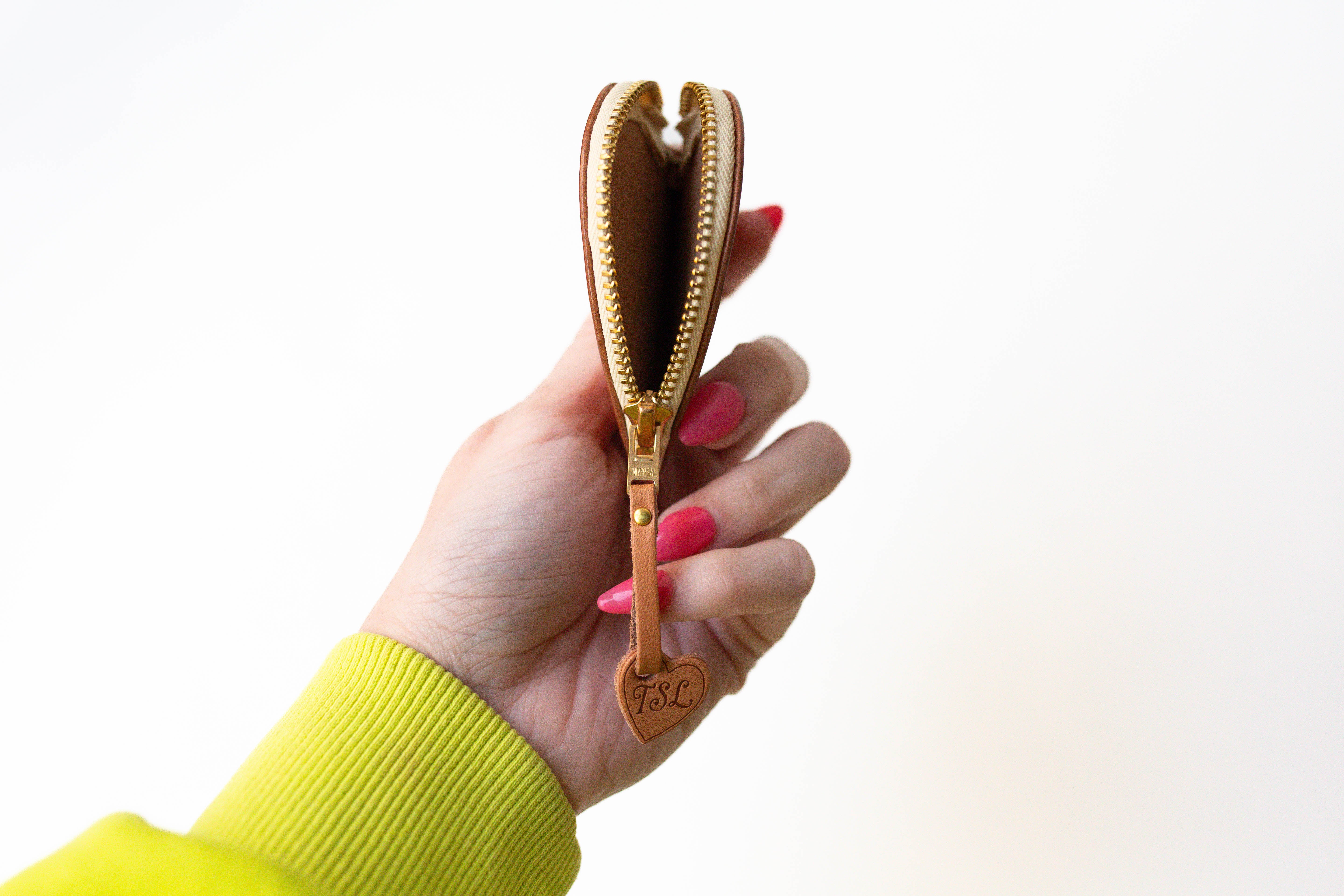 I LOVE HANDMADE Coin Case