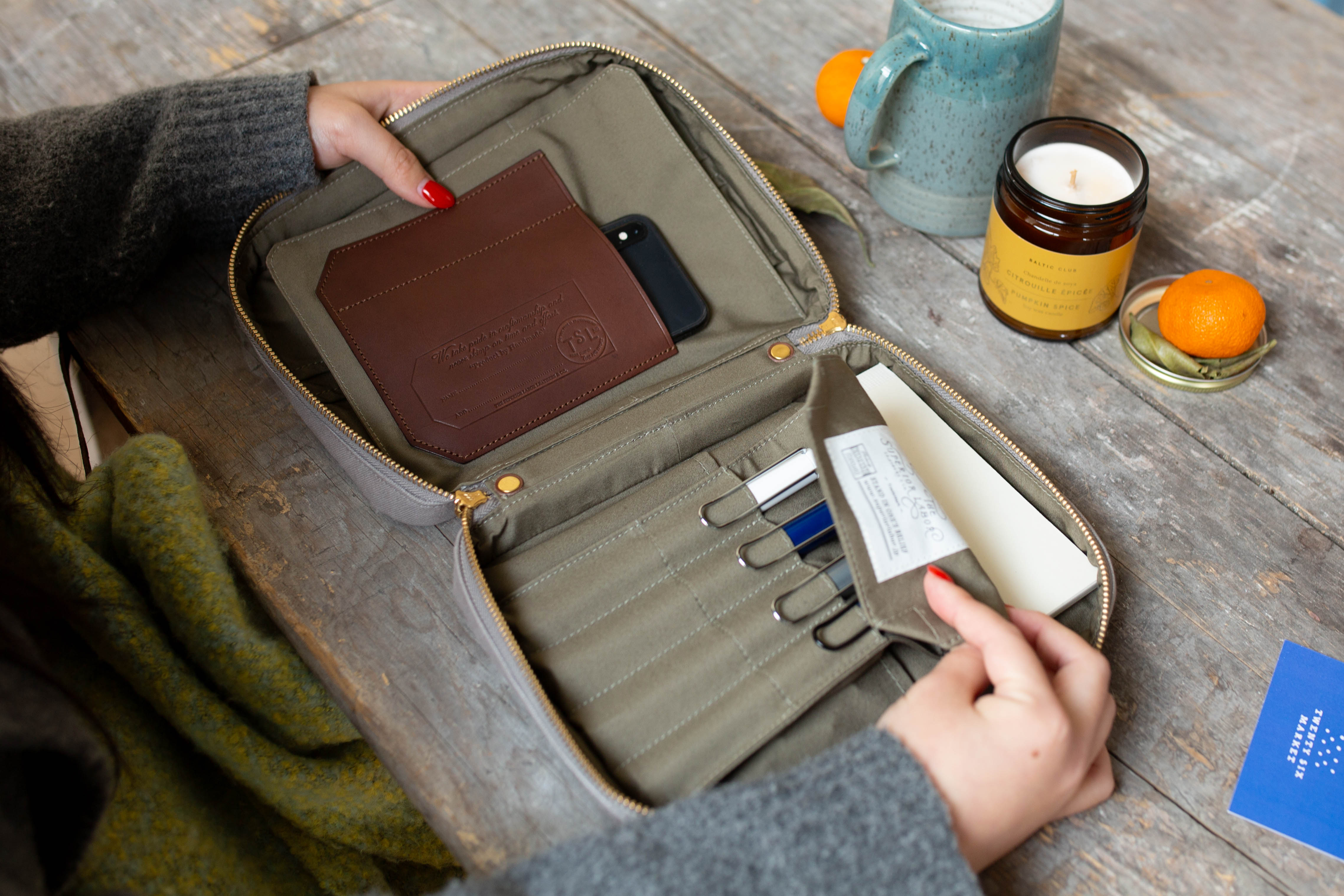 Canvas Mission Case - Large