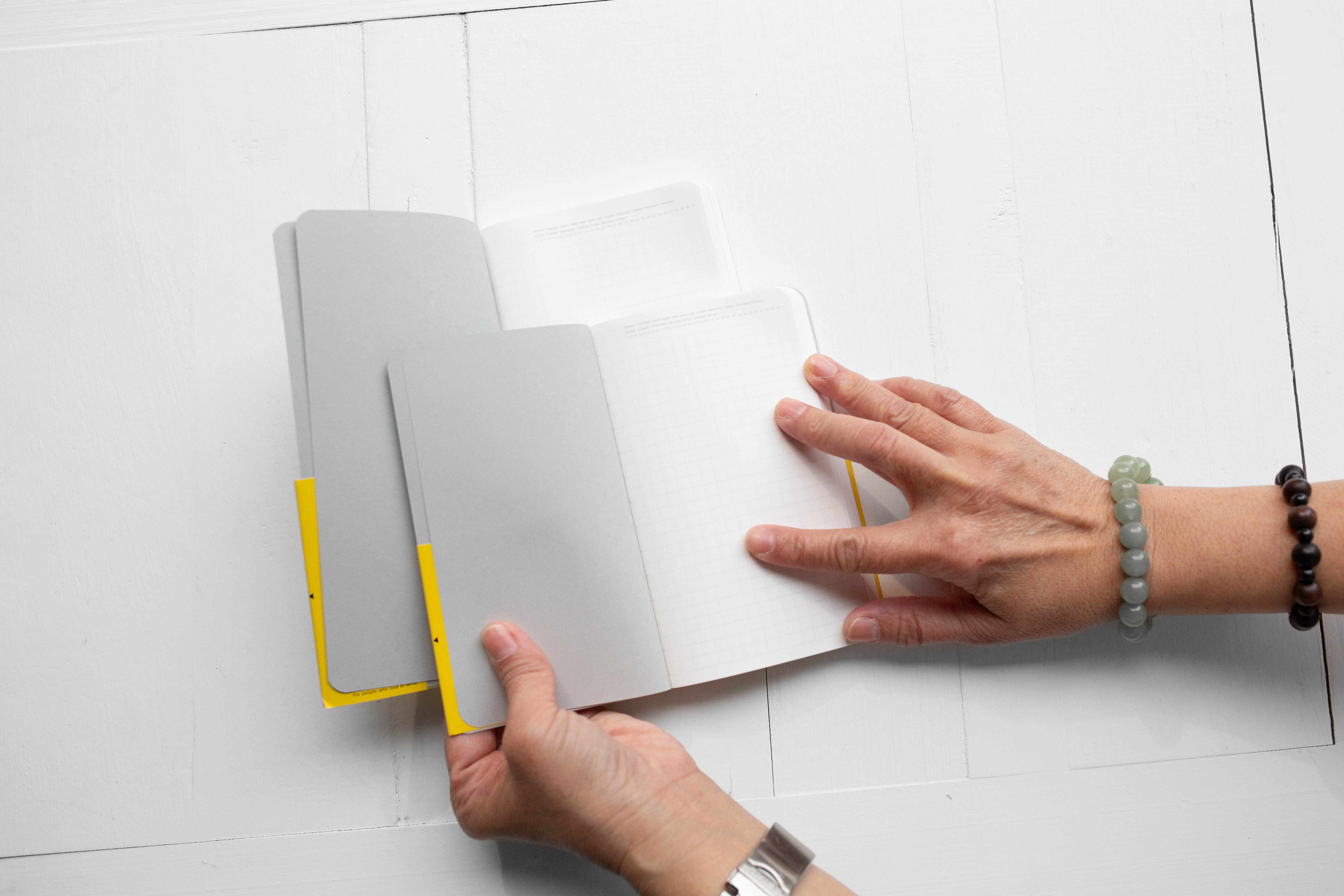 018 Editor's Series 1/2 Year Notebook A6 Slim - Grid