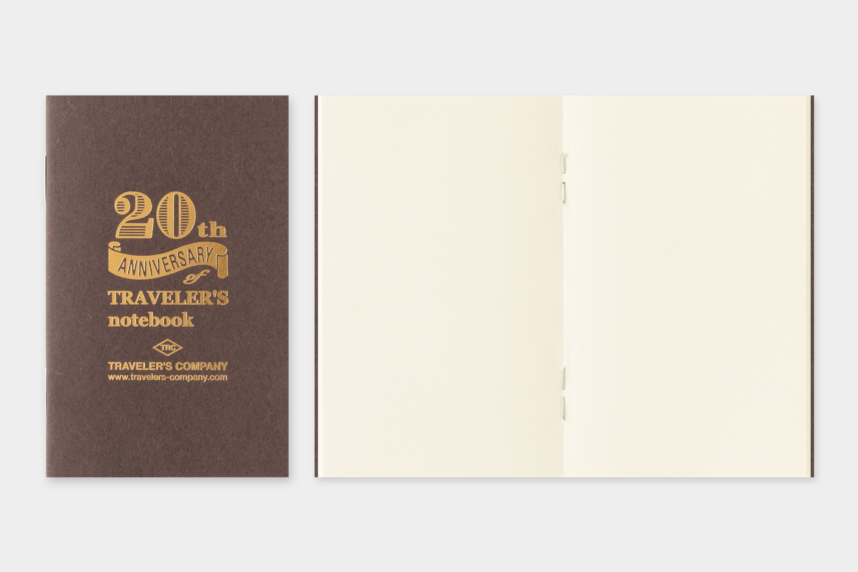 *PRE-ORDER* 20TH ANNIVERSARY of Traveler's Notebook - Card Size Set (Black)