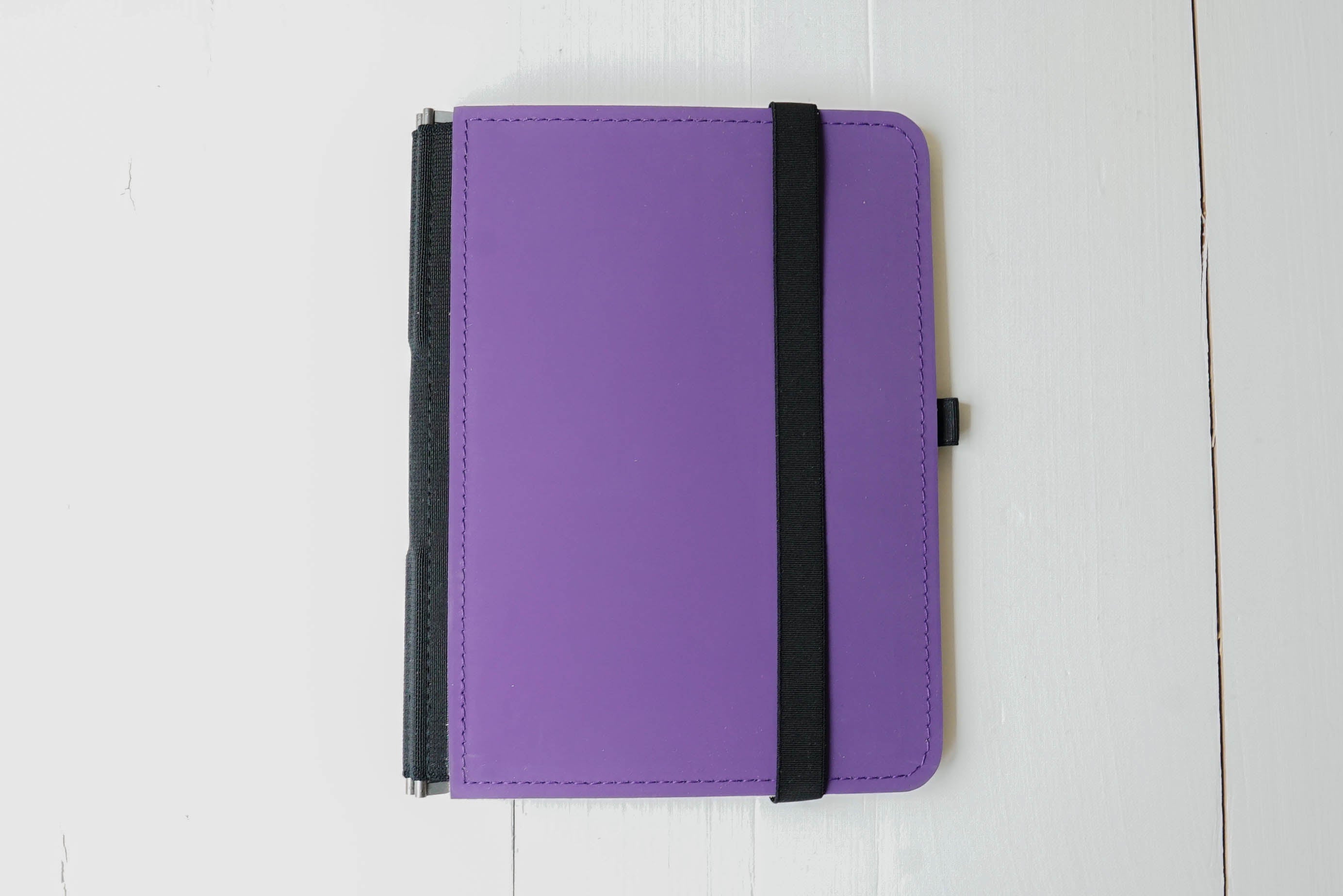 Taschenbegleiter DL 23 - A5 Medium (Purple/Antic rose/Black)
