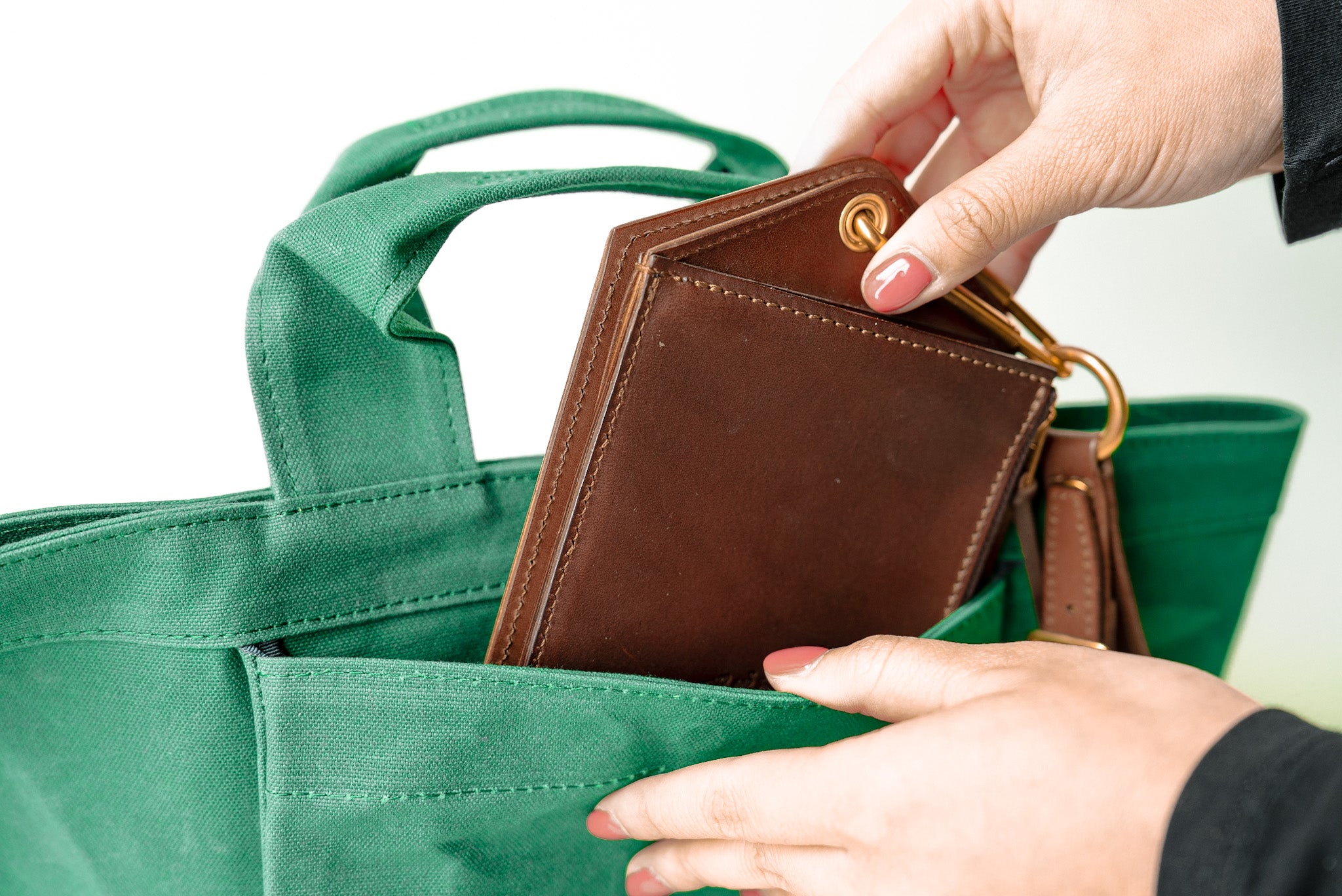 Pocket Tote