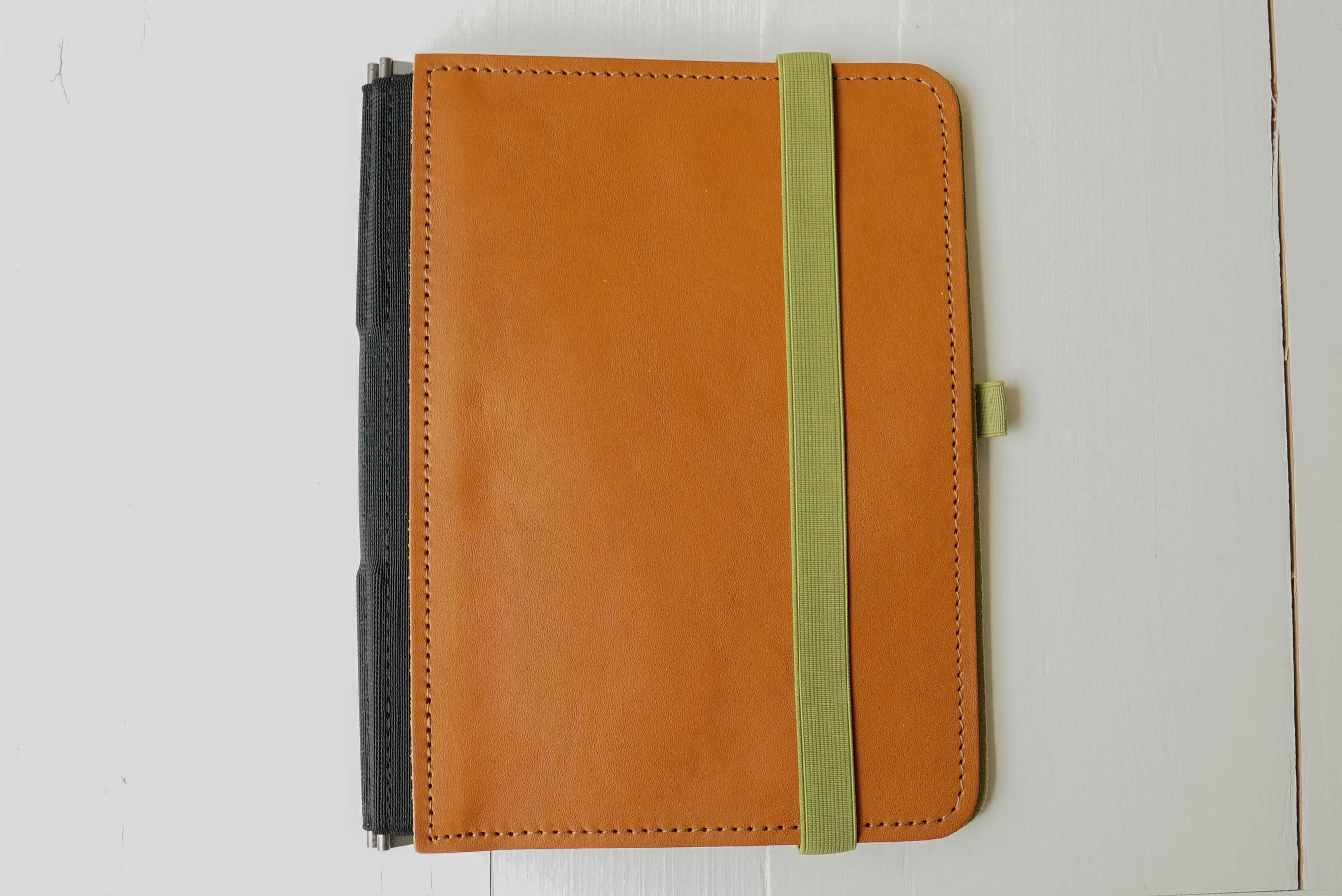 Taschenbegleiter LTD 020 - A5 Medium (Light Brown/Suede Light Olive/Olive)