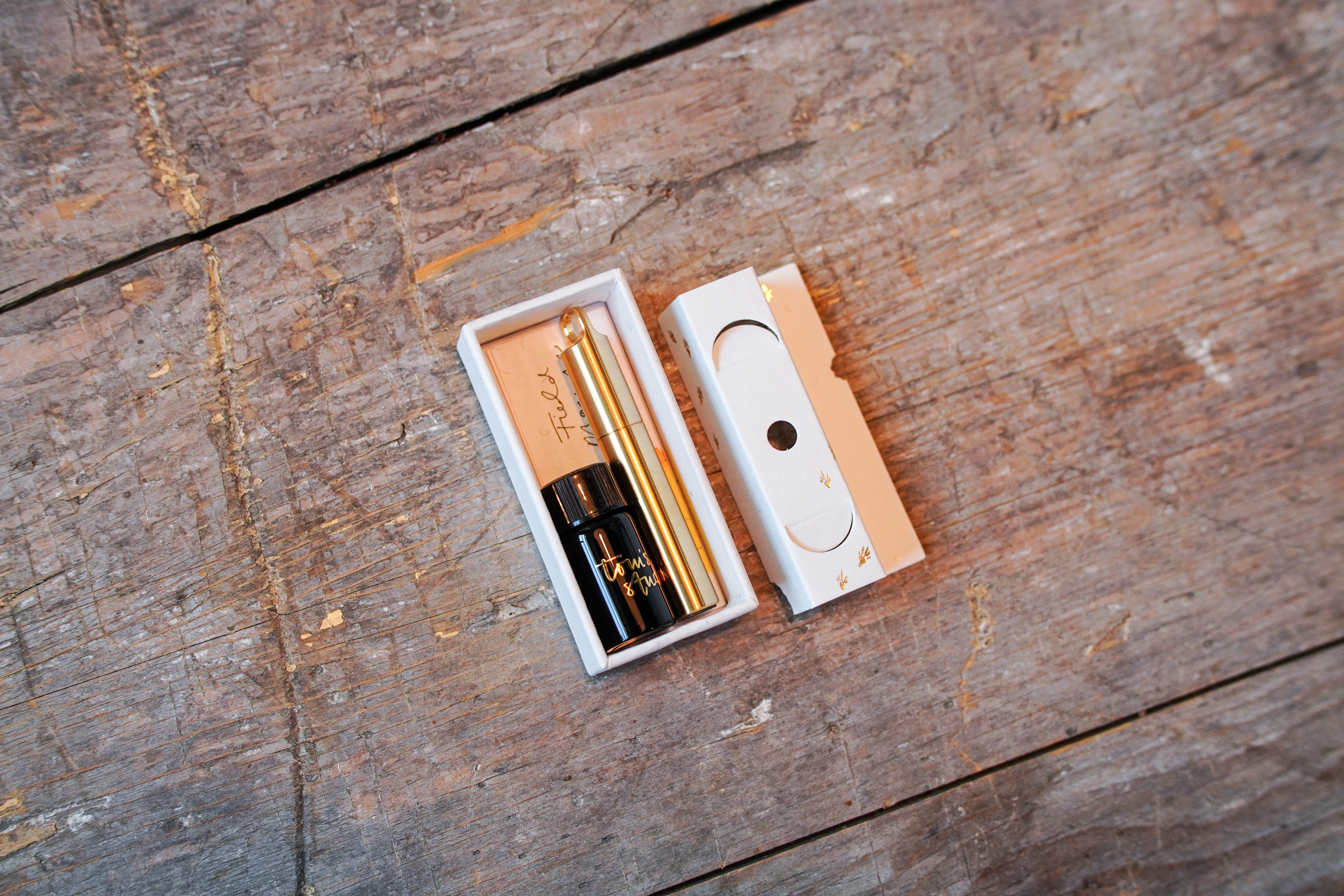The Field Mouse (Brass) - refillable travel pen