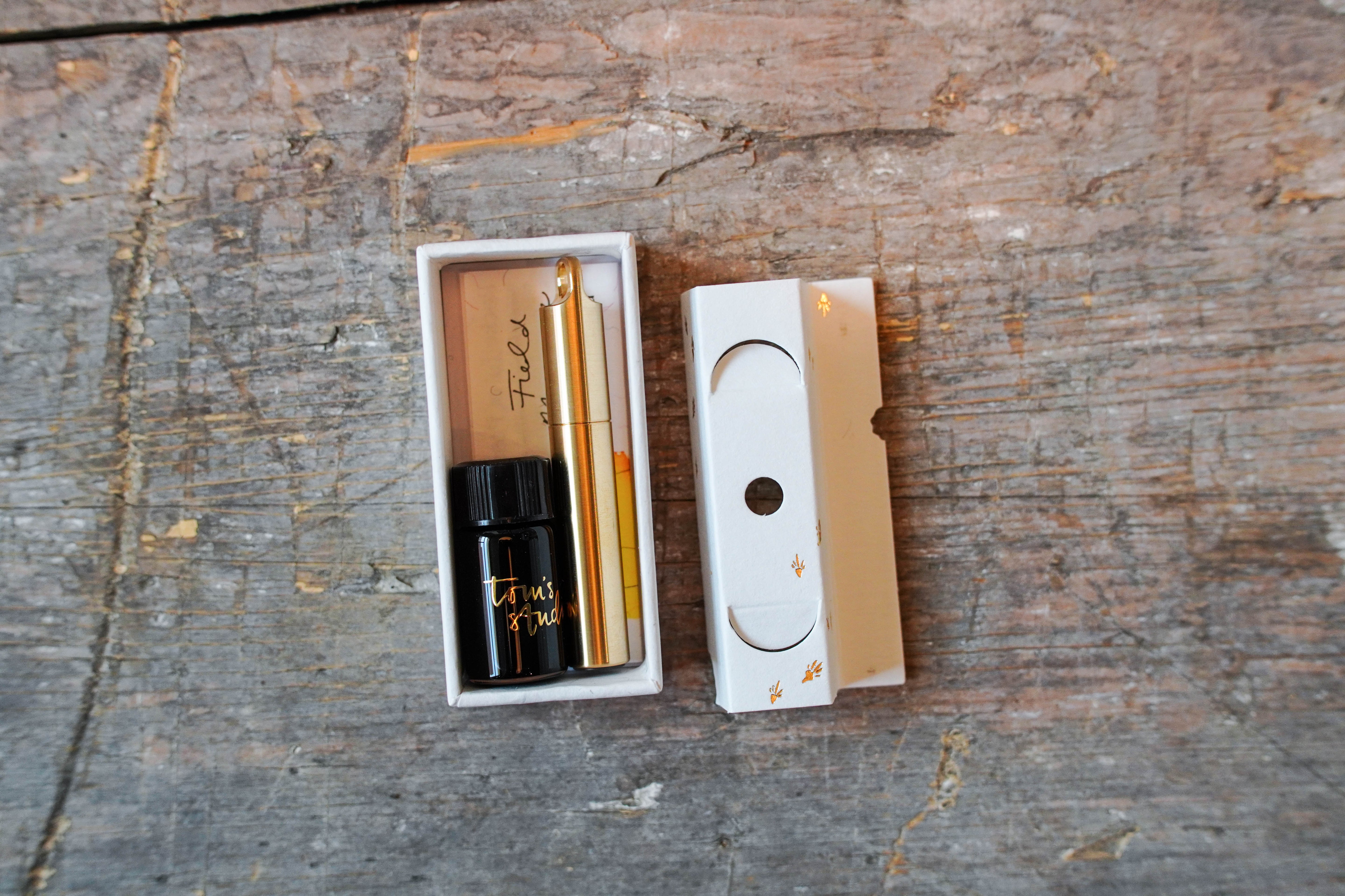 The Field Mouse (Brass) - refillable travel pen