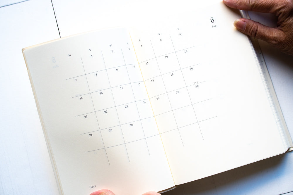 2027 MD Notebook Diary 1 Day 1 Page - A5