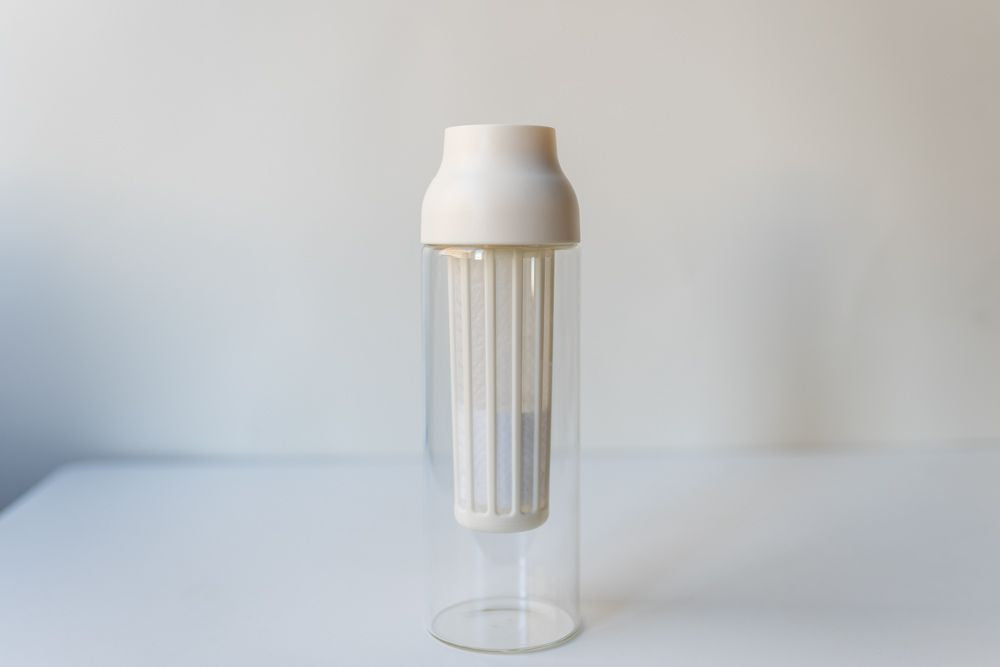 Kinto CAPSULE Cold Brew Carafe 1L - White