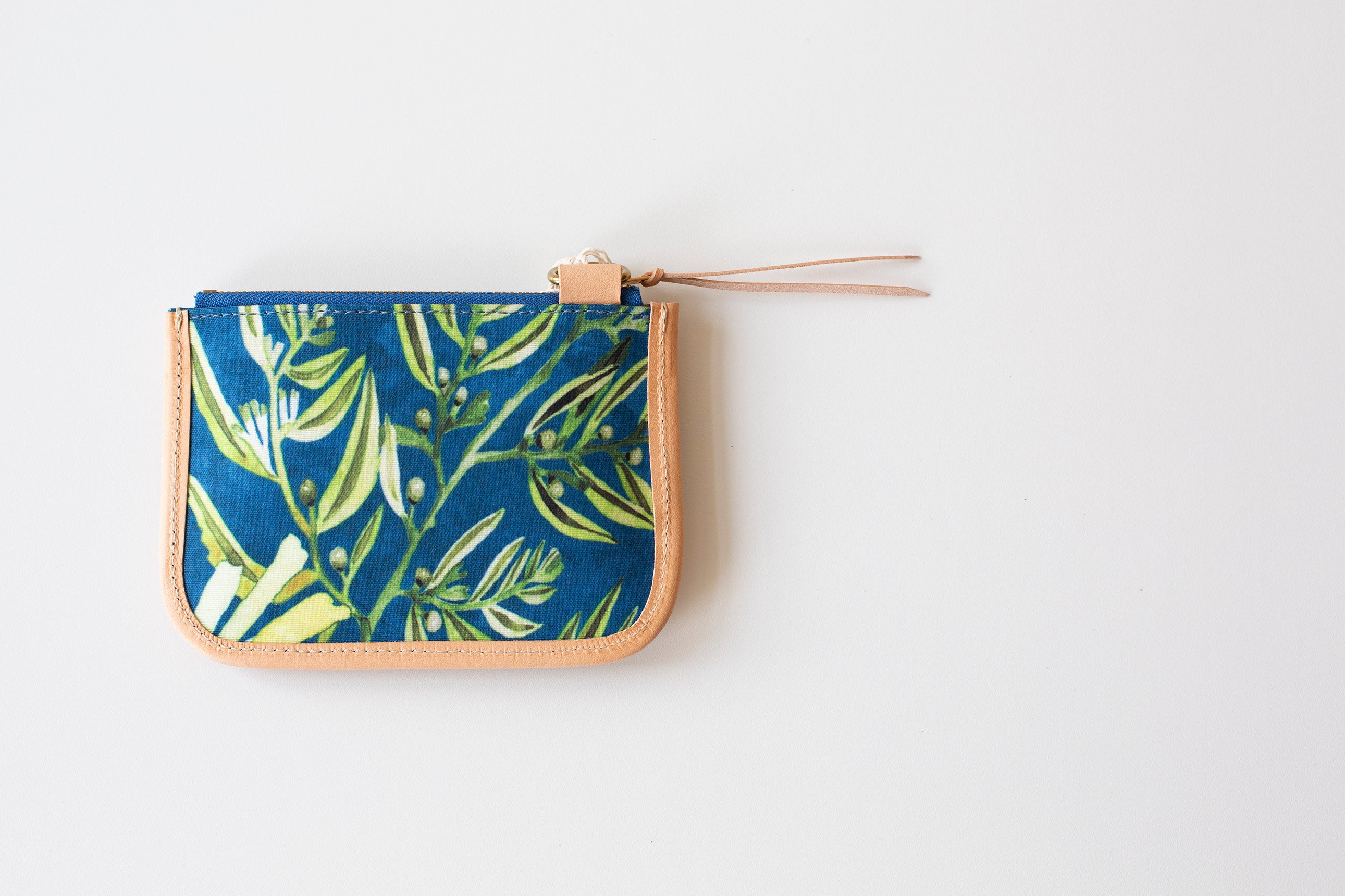 HTS Tropical Clear Bonbon Pouch