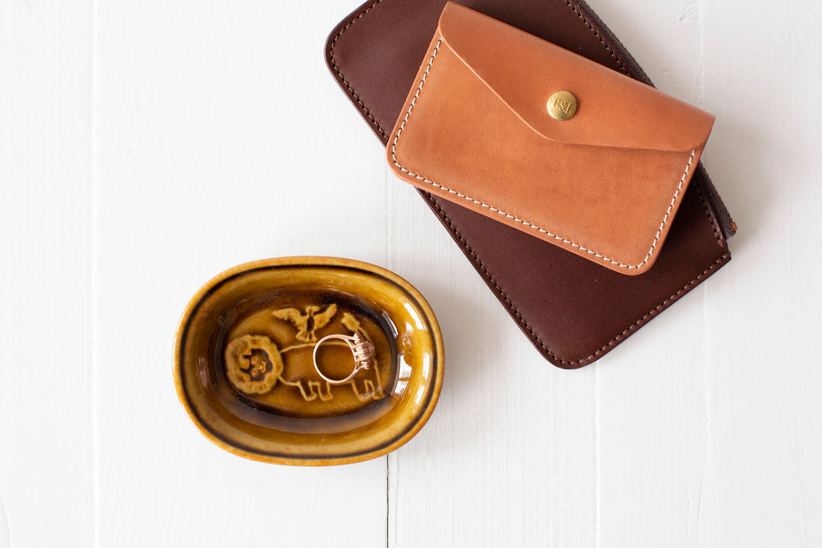 Toranekobonbon Oval Small Dish Mustard - Lion