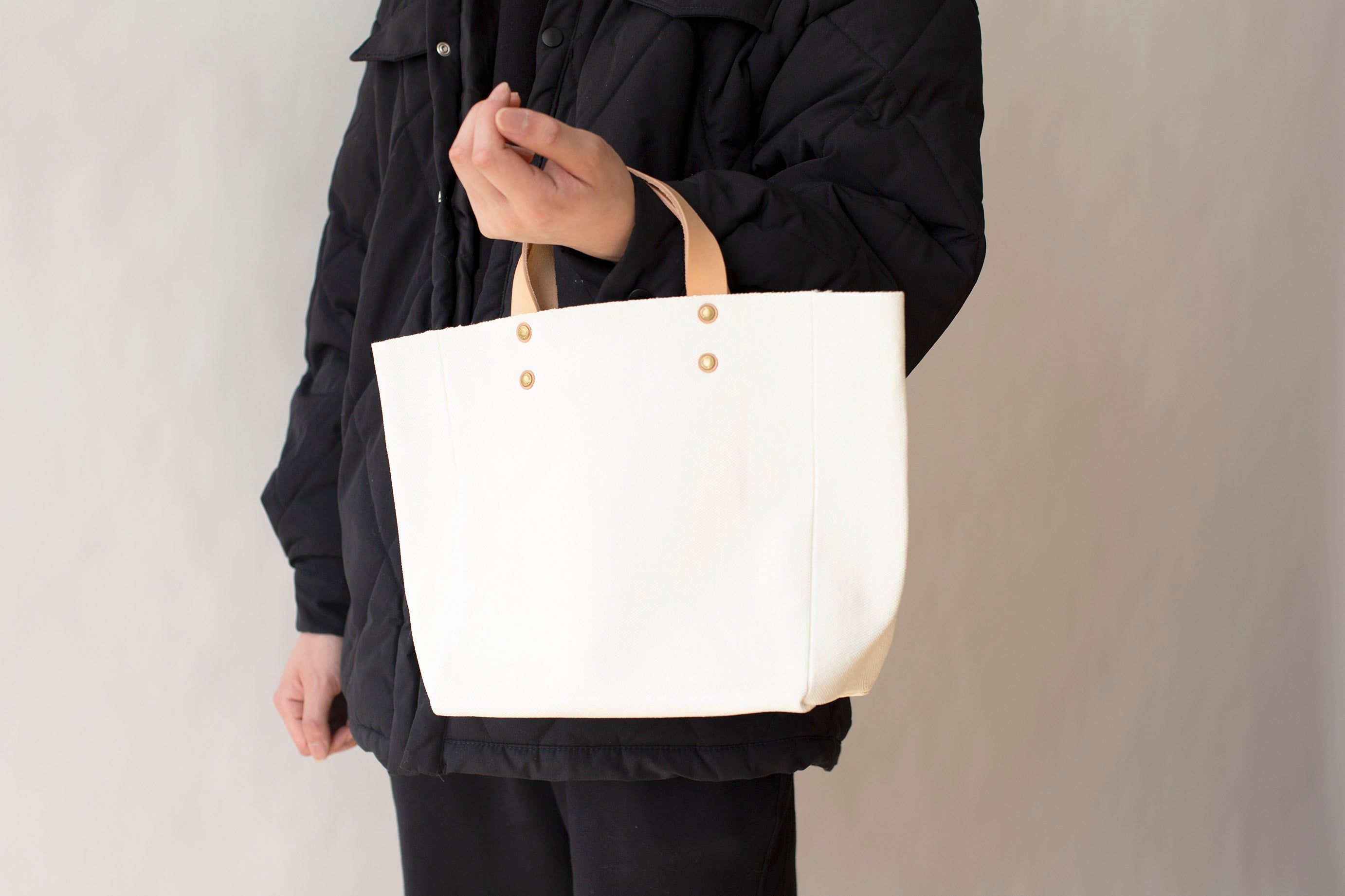 Medium Painted Canvas Bag – White