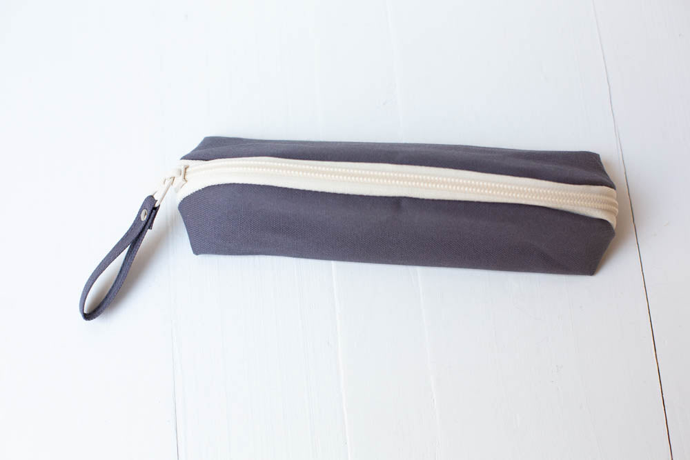 Filing Pouch Pen - Grey