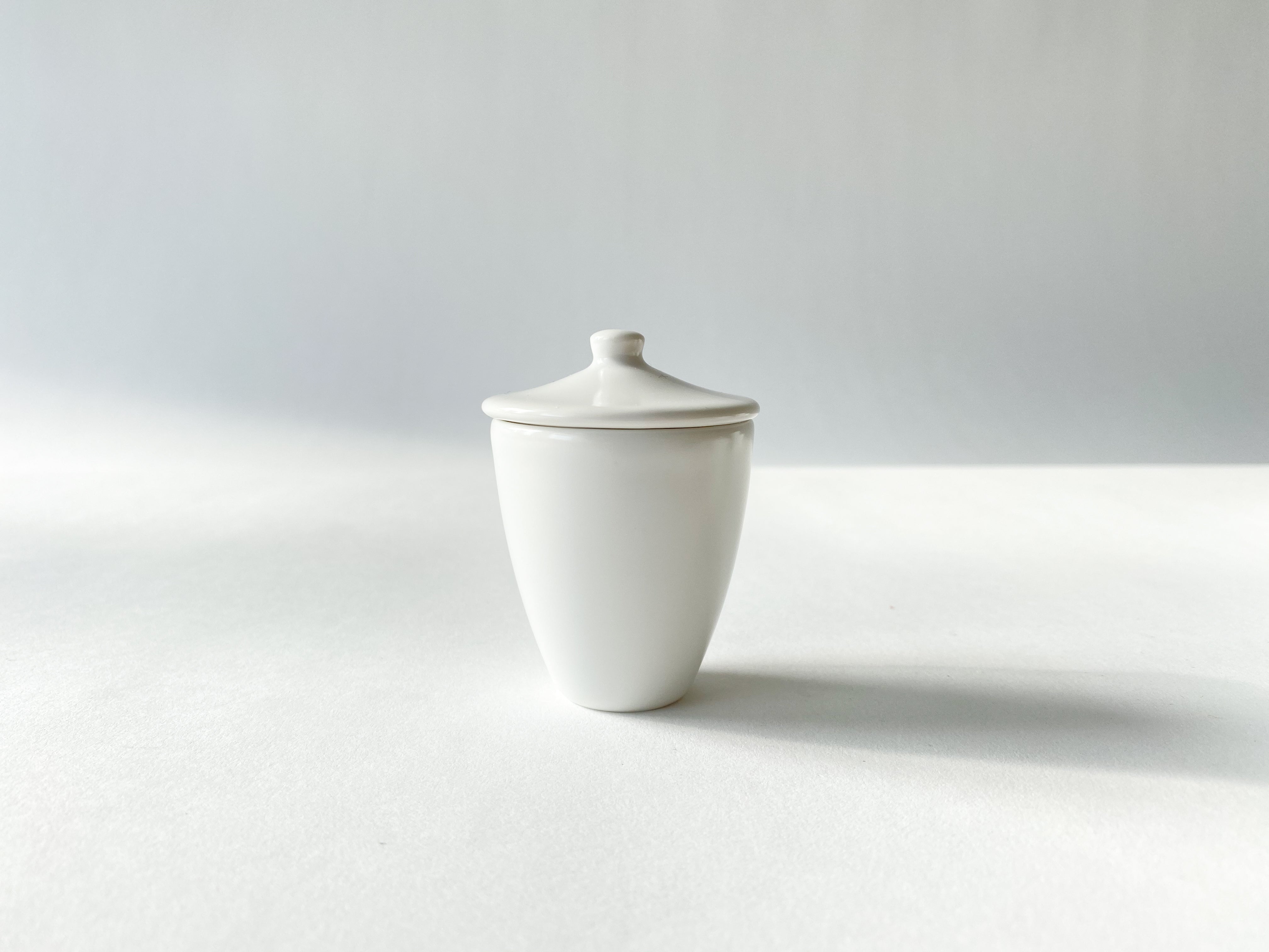 White Porcelain Long Cup Small with Lid