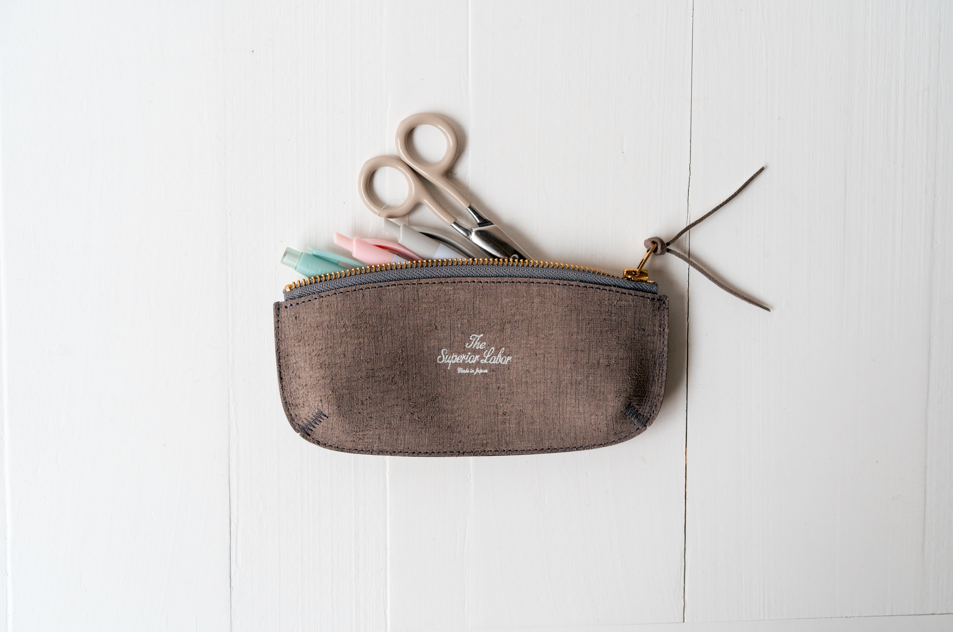 Scratched Leather Pen Case - Grey