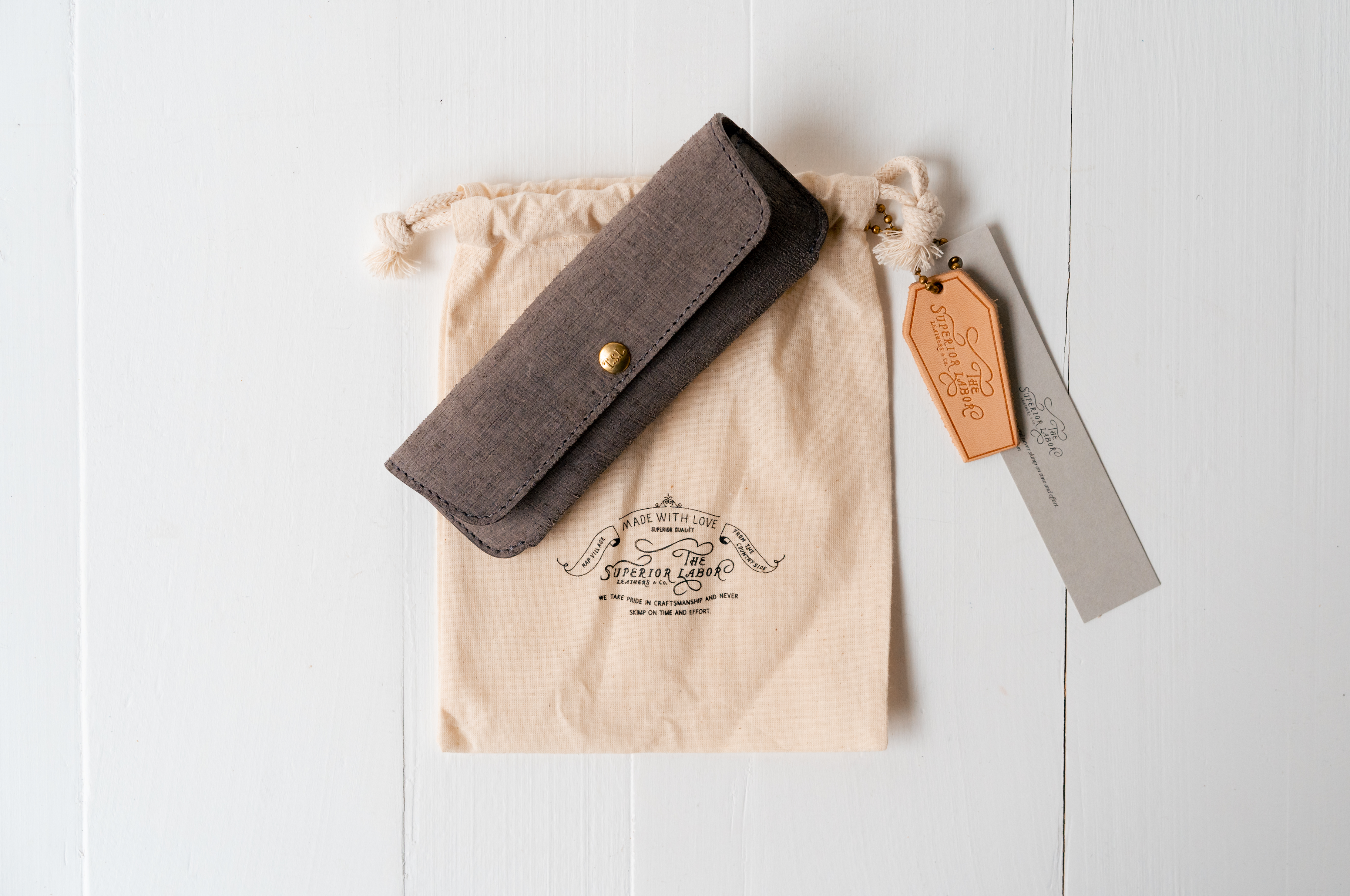 Scratched Leather Small Flap Pen Case - Grey