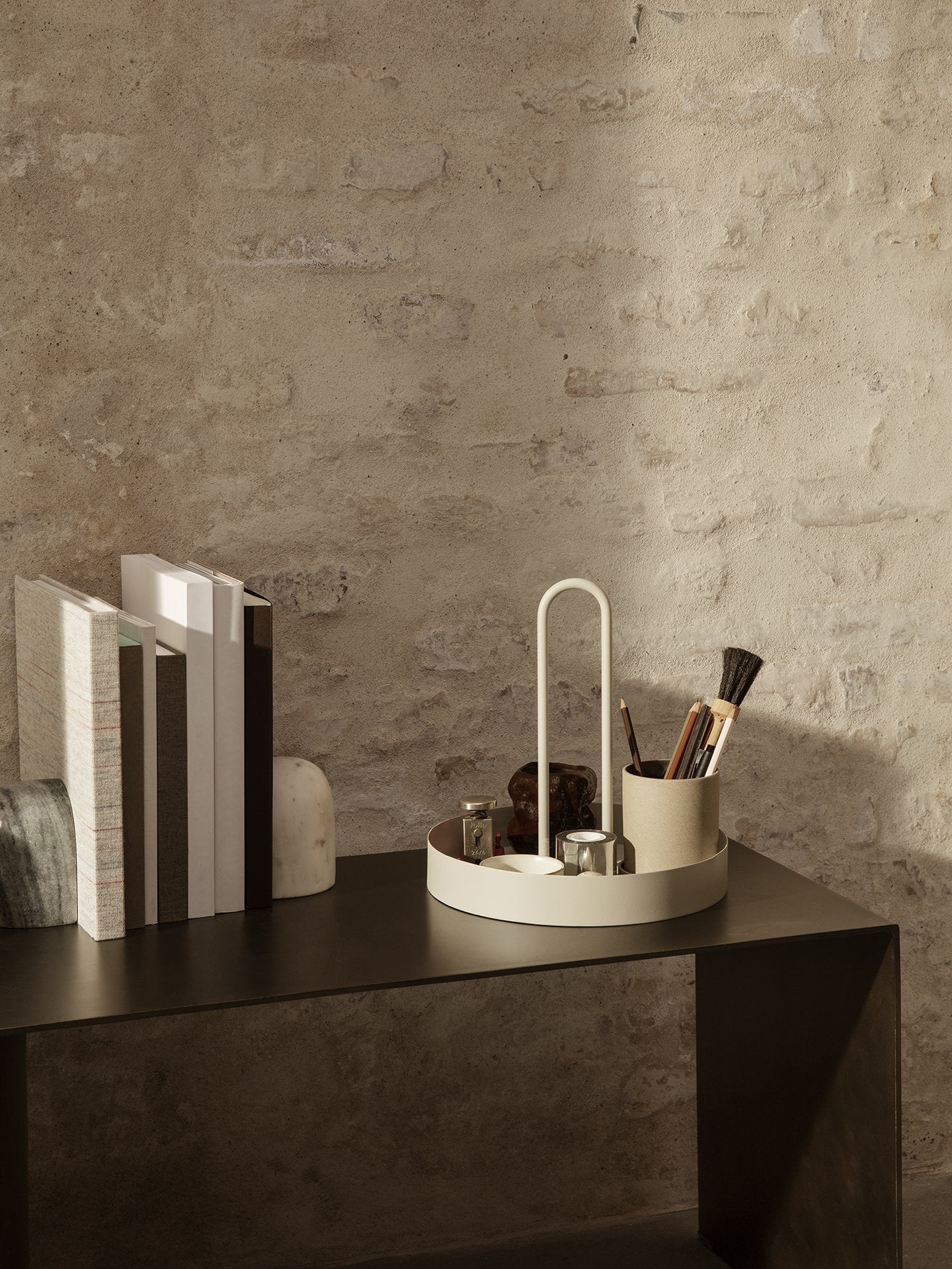 Grib Tray