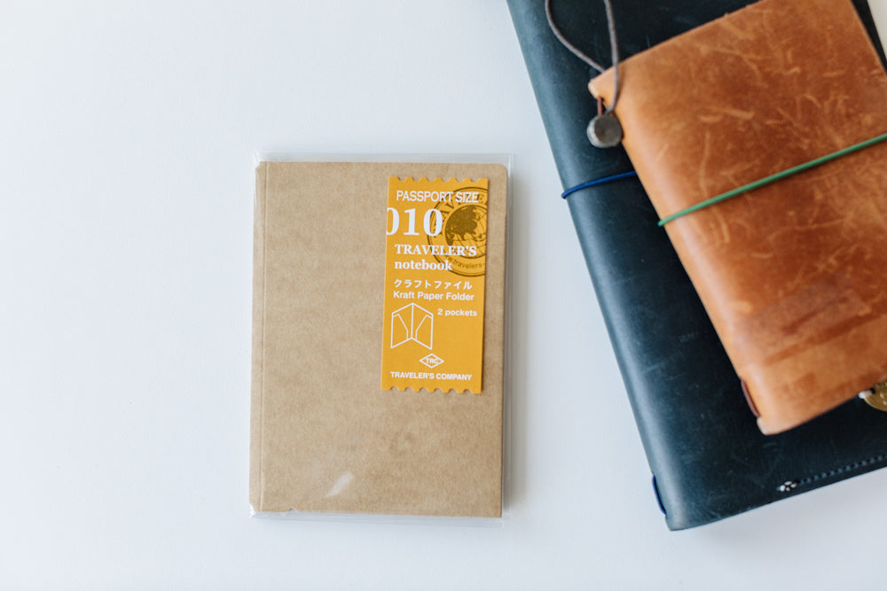 010 Kraft Paper Folder - Passport Size Refill