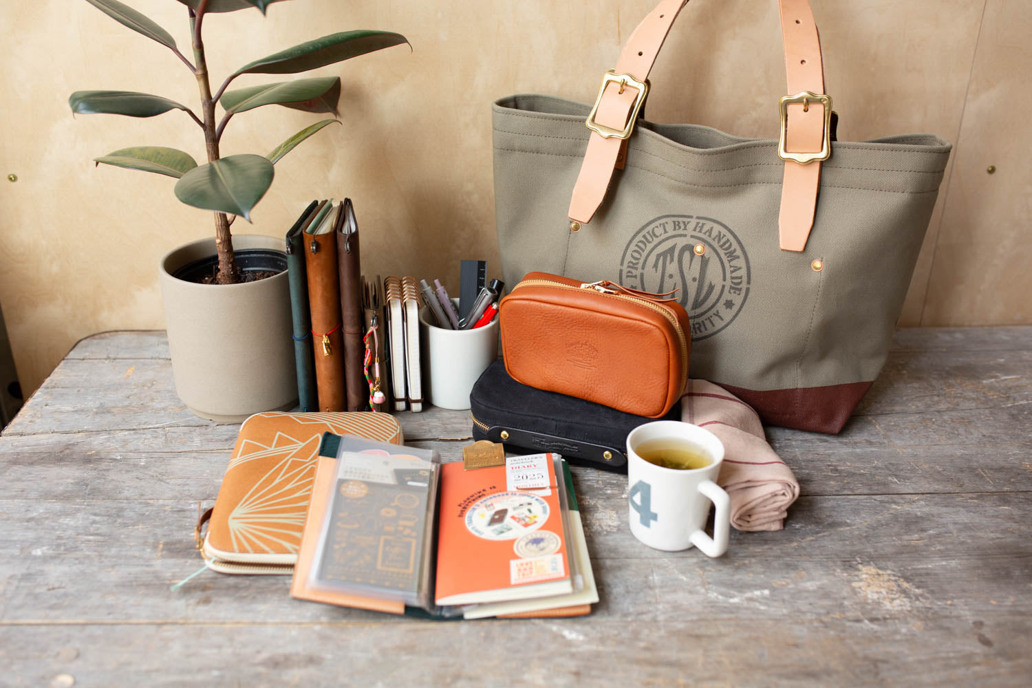 A Guide to Journal Covers Available at 26 Market