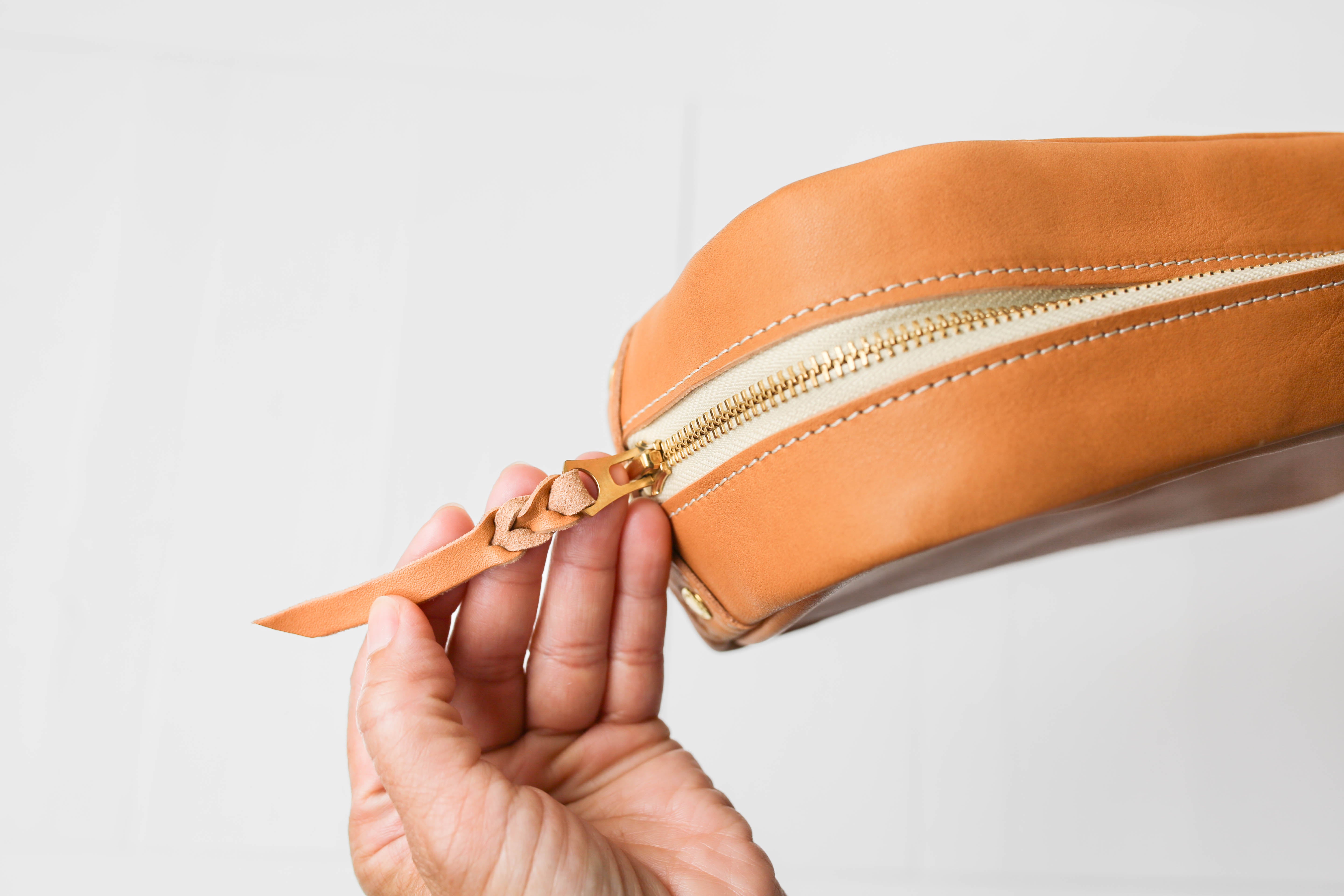 Grooming Bag - Natural