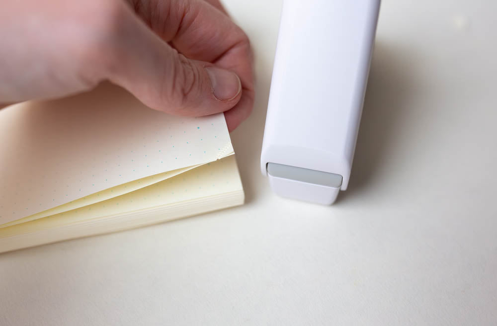 Harinacs Press White Stapleless Stapler