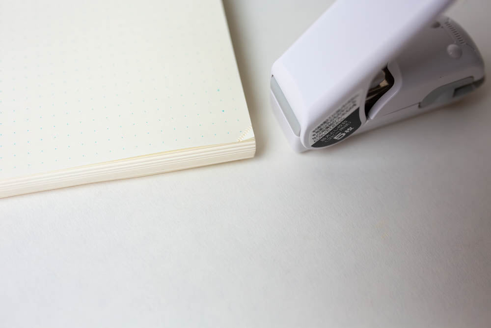 Harinacs Press White Stapleless Stapler