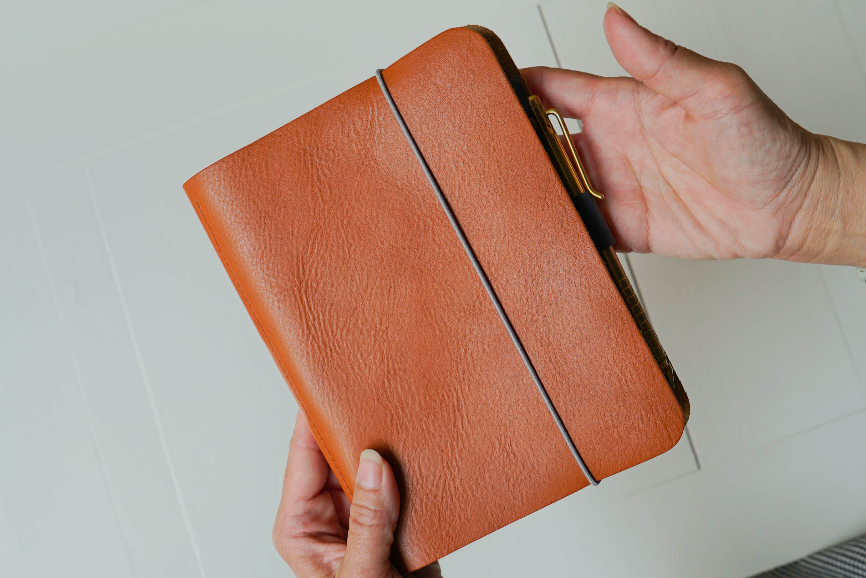 Taschenbegleiter SOL 23 - B6 (Cognac/Black/Gray)