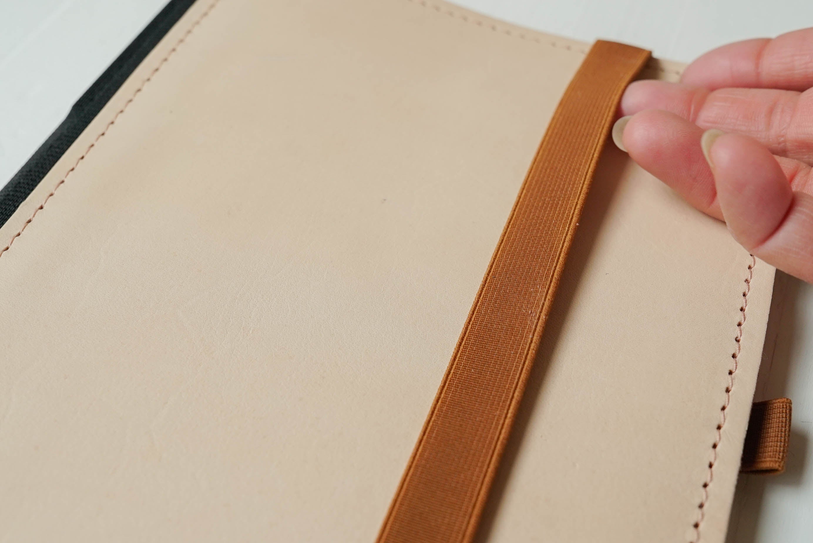 Taschenbegleiter LTD 039 - A5 Medium (Nude/Antic Rose/Dark Brown)