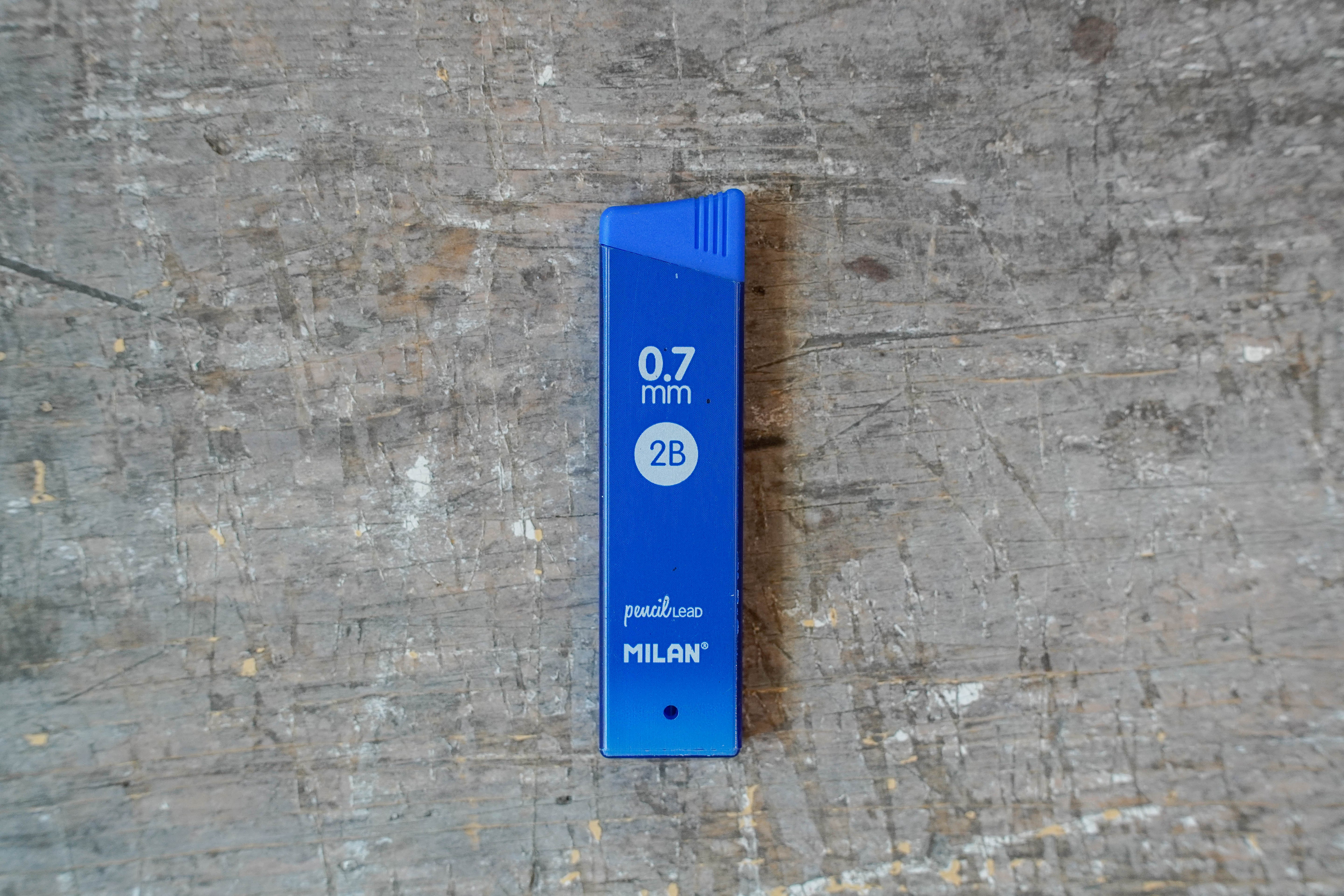 MILAN Spare Leads - 0.5mm and 0.7mm