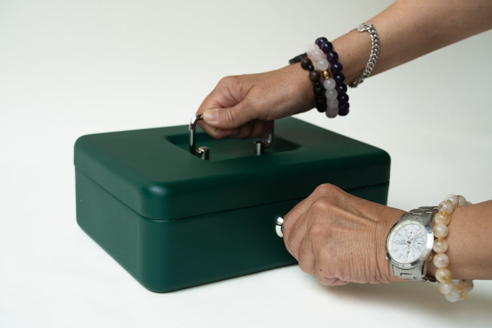 Medium Cash Box