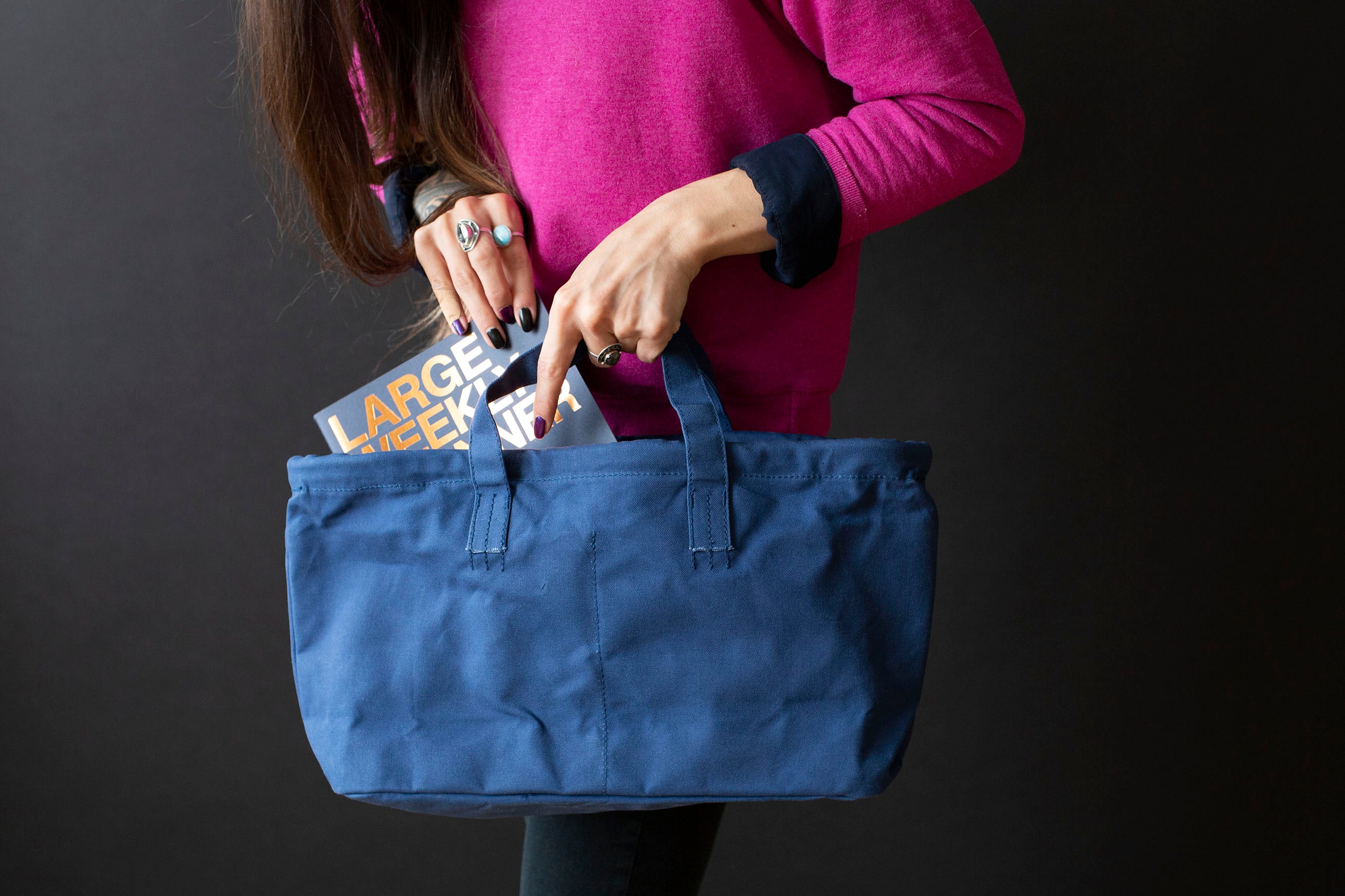 "Hello TSL" Canvas Bag Shallow - Blue