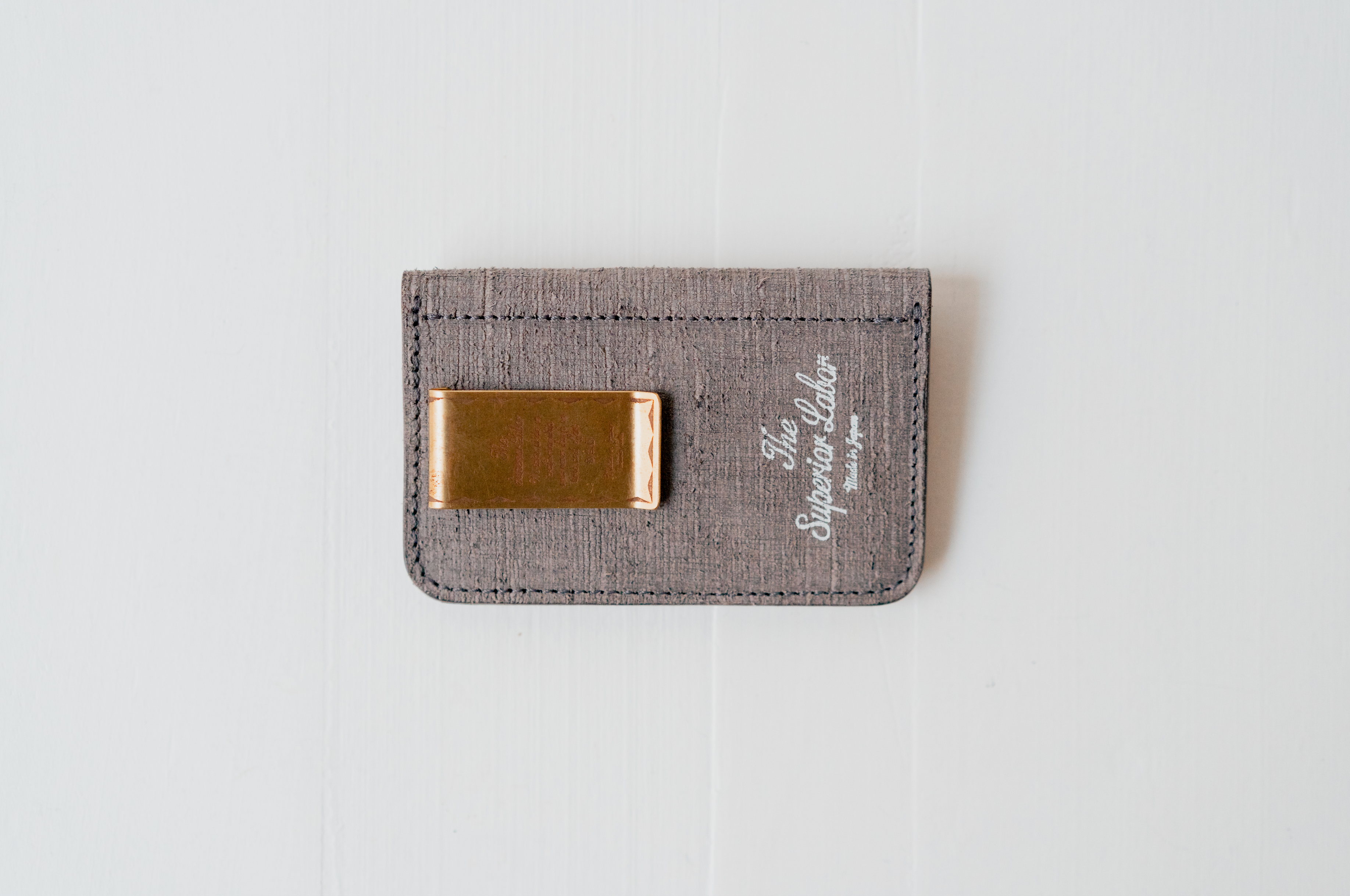 Scratched Leather Traveler's Small Purse - Gray